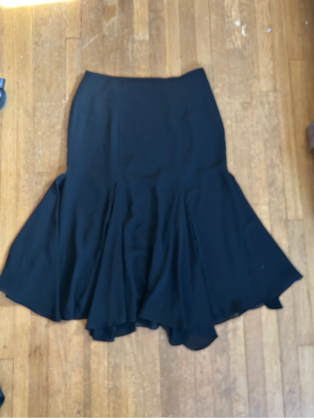 Classic Black handkerchief Hem Women's Skirt